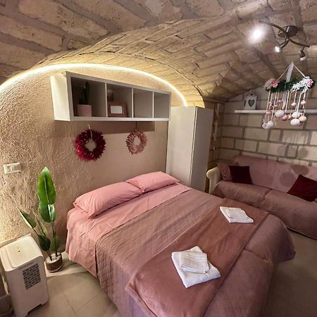 Bed and Breakfast Milo'S Ll Bari Esterno foto