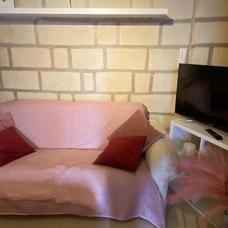 Bed and Breakfast Milo'S Ll Bari Esterno foto