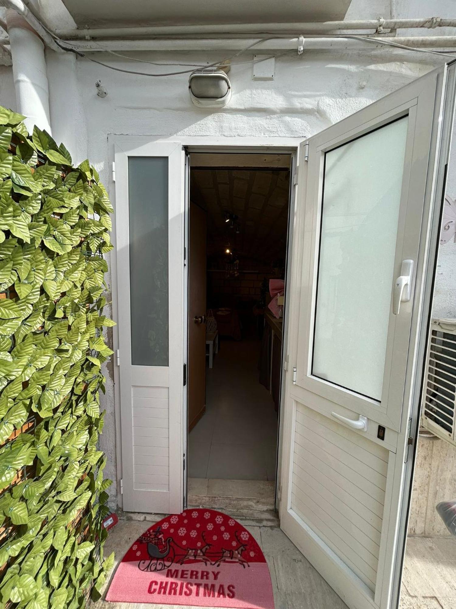Bed and Breakfast Milo'S Ll Bari Esterno foto