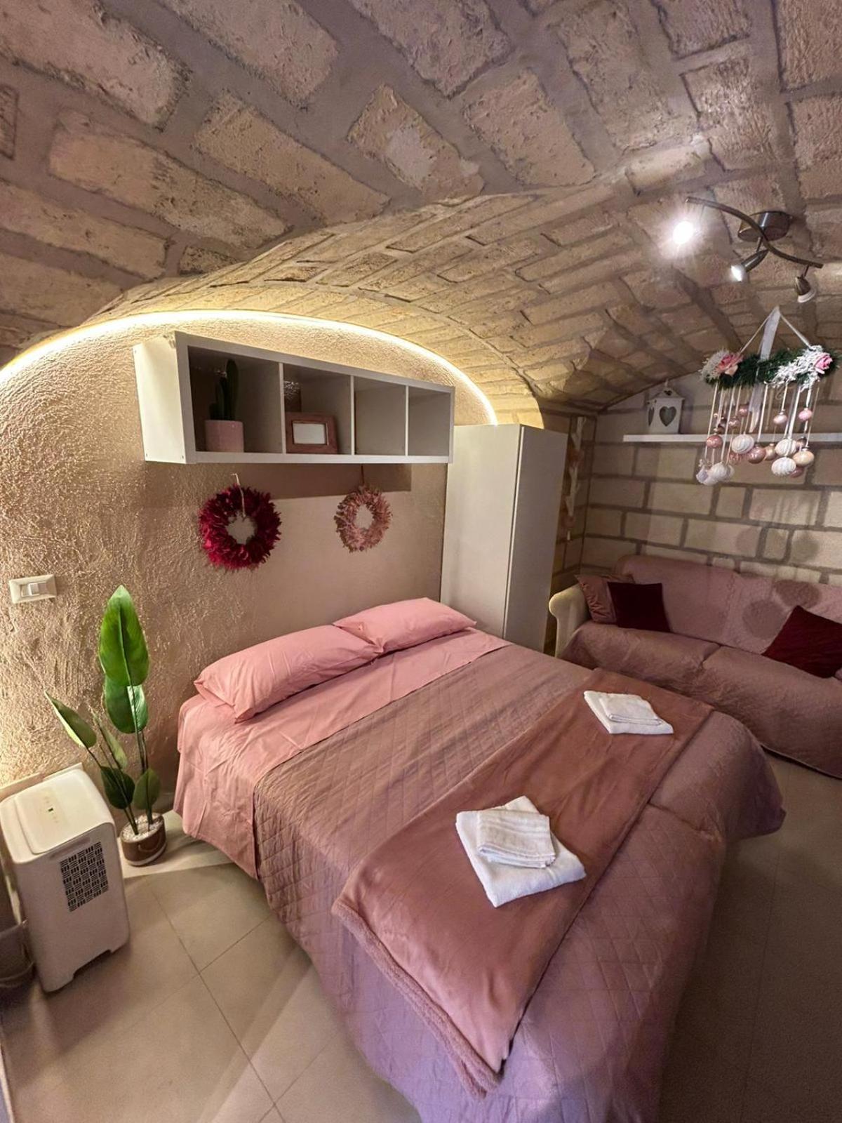 Bed and Breakfast Milo'S Ll Bari Esterno foto