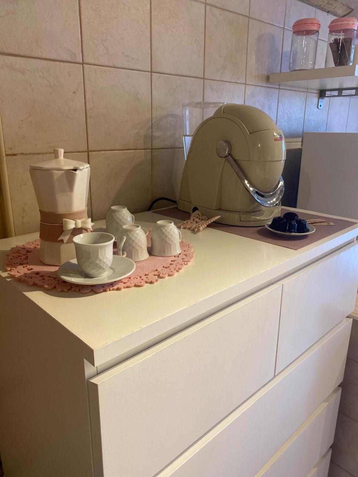 Bed and Breakfast Milo'S Ll Bari Esterno foto