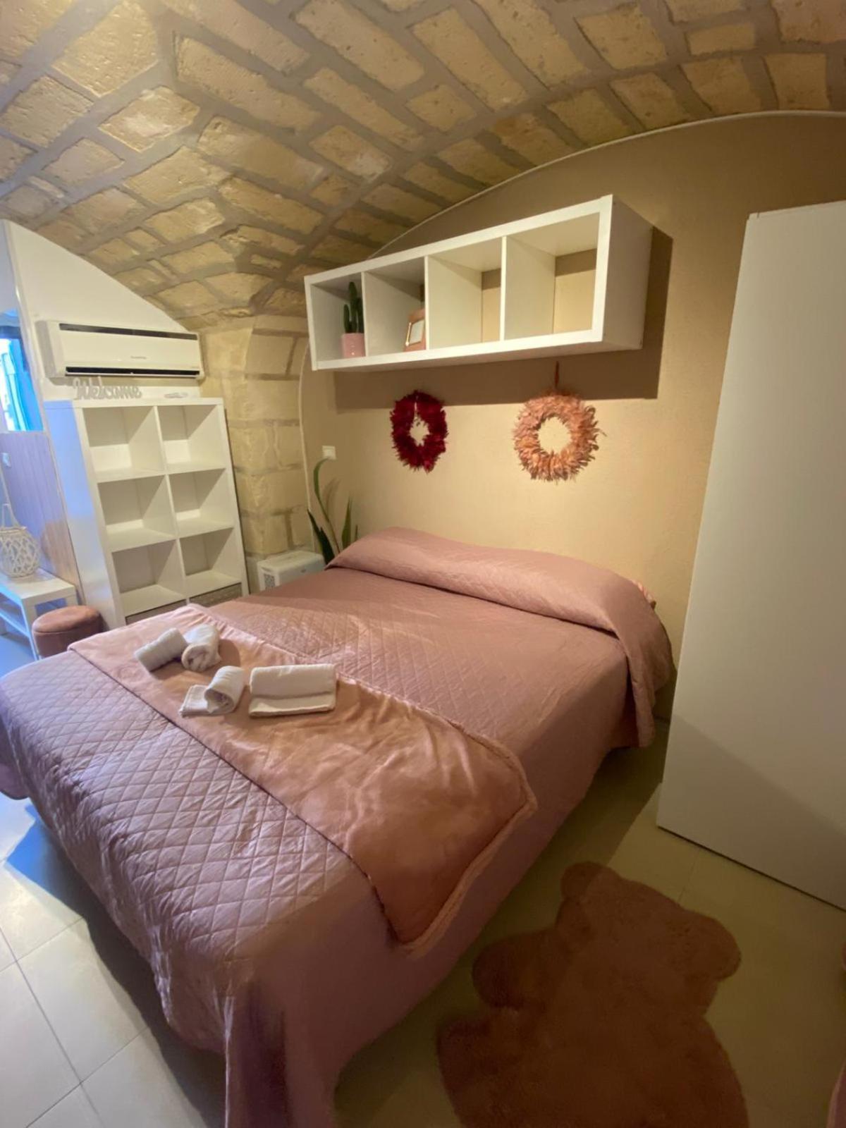 Bed and Breakfast Milo'S Ll Bari Esterno foto